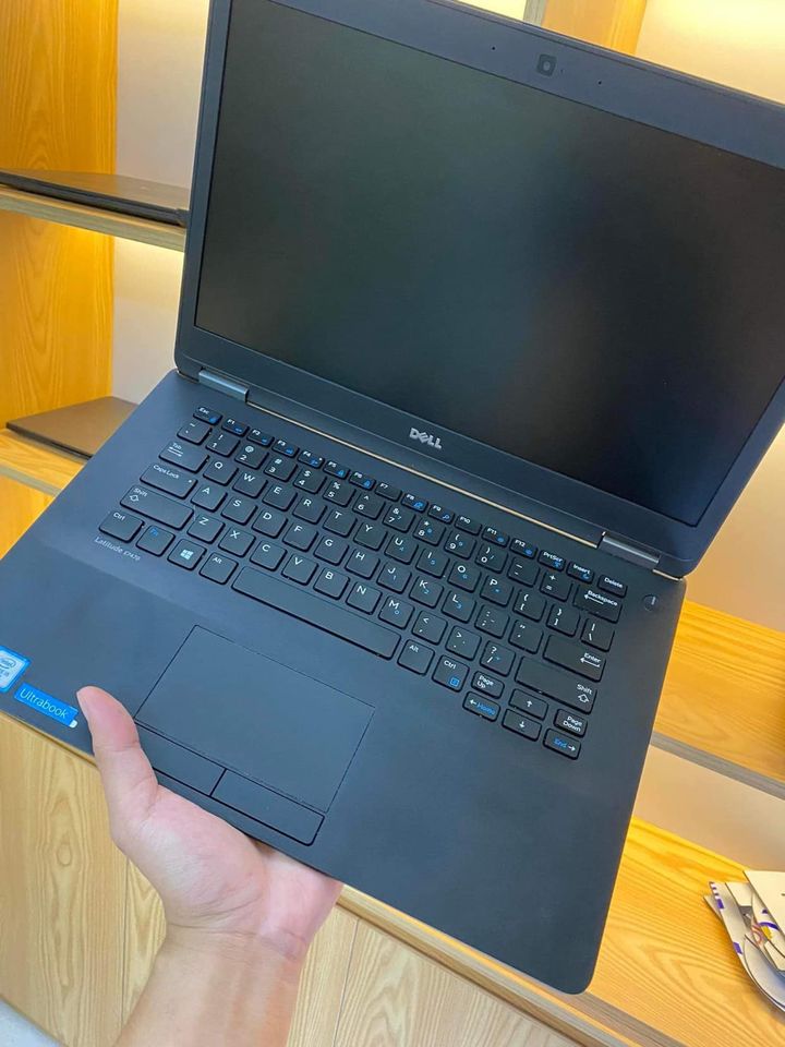 Laptop Dell Latitude E7470 core i5-6300U ram 8G SSD 256GB